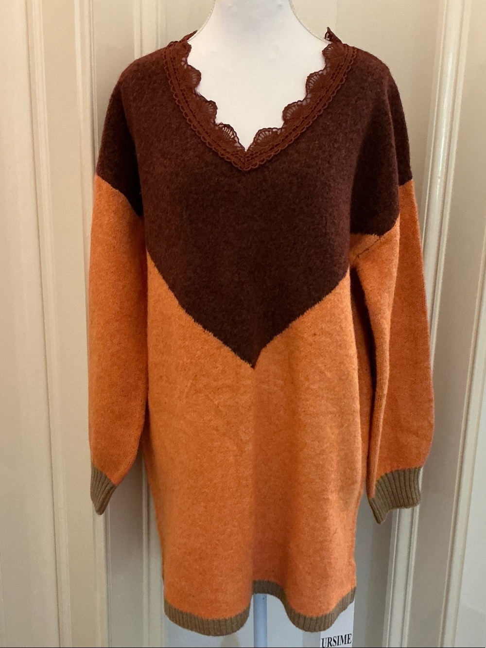 Women's Two-Tone V-Neck Knit Sweater - Brown & Orange